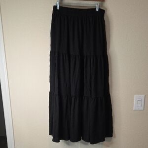 Chic Black Tiered Maxi Skirt